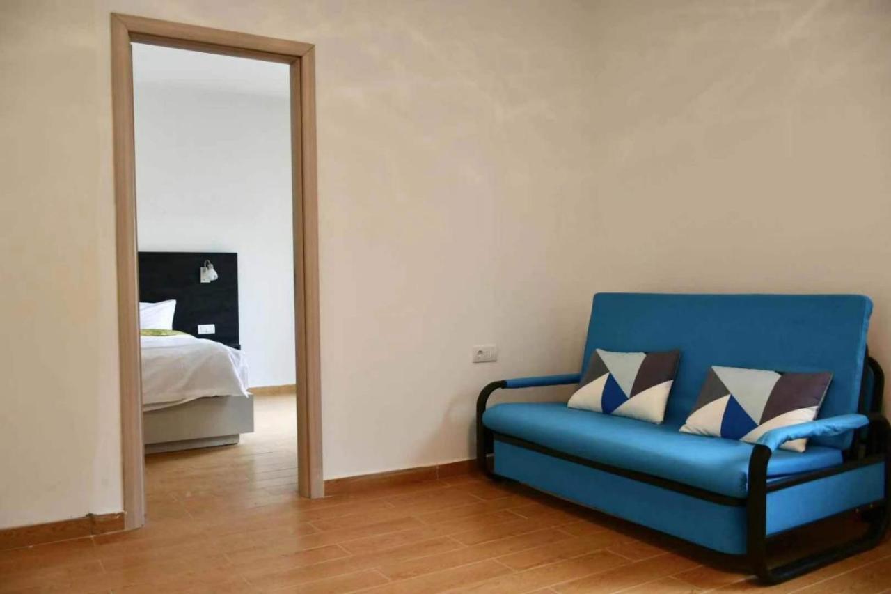 Asuka Apartmani 飞鸟客 Surčin Exteriör bild